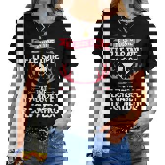 Jeuis Une Filleimple J'aime La Chasse Et Les Apéros T-shirt femme - Cadeauxyz