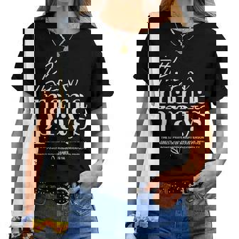 This Mama Prays Cute Jesus Scripture Bible Christian Women Women T-shirt - Thegiftio