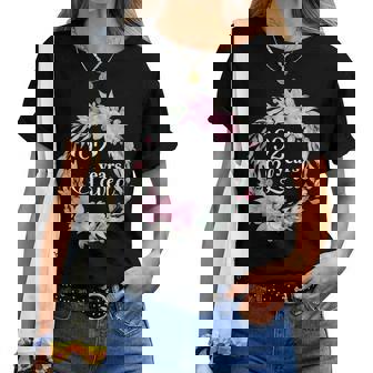 花柄 92歳 誕生日 男性 女性 92歳 誕生日 レディースTシャツ - Kawaiitshirt