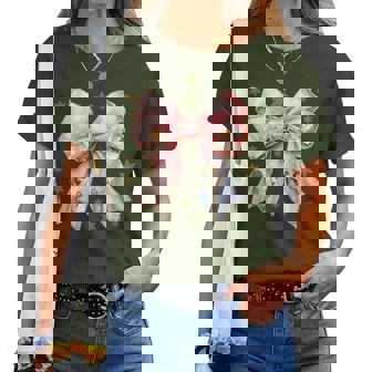 Cute Coquette Bow Baby Jesus Nativity Scene Christian Xmas Women T-shirt | Mazezy