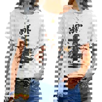 Black Cat No Kings October 18 No Kings Day Women Women T-shirt | Mazezy