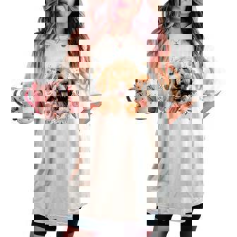 Goldendoodle Mom Golden Doodle Dog Lover Flowers Cute Women's Oversized Comfort T-shirt | Seseable CA