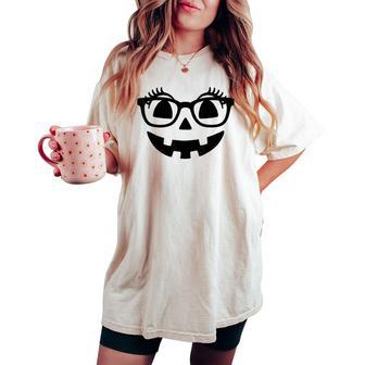 Pumpkin With Eyelashes Halloween Fall Jack-O-Lantern Face Women's Oversized Comfort T-shirt - Thegiftio