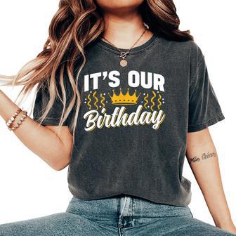 Boy Girl Twins Birthday Twin Identical It's Our Birthday Cute Celebrate Twins Twin Women's Oversized Comfort T-Shirt - Thegiftio UK