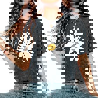 The Fafo Daisy Women's Oversized Comfort T-Shirt - Thegiftio