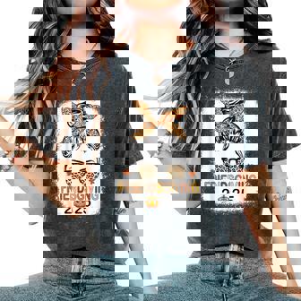 Friends Giving 2025 Thanksgiving Friendsgiving Messy Bun Women's Oversized Comfort T-Shirt - Thegiftio