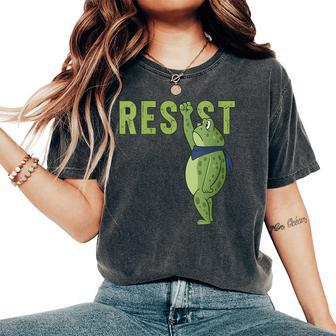 Frog Resist Portland Frog Protest Portland Frog Activist Women's Oversized Comfort T-Shirt - Thegiftio UK
