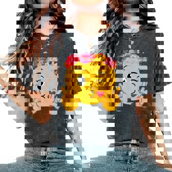 Emoticon Peace Winking Flower Crown Lips Blowing Kiss Women's Oversized Comfort T-Shirt - Seseable