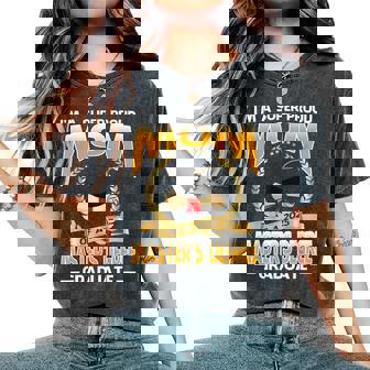 I'm A Super Proud Mom Of A 2025 Master's Degree Graduate Women's Oversized Comfort T-Shirt | Seseable FR