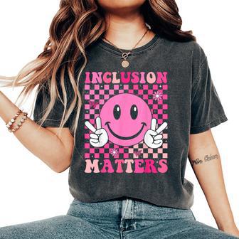 Inclusion Matters Groovy Special Education Teacher Women's Oversized Comfort T-Shirt | Mazezy