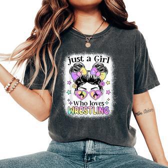 Just A Girl Who Loves Wrestling Wrestler Wrestle Women's Oversized Comfort T-Shirt - Thegiftio UK