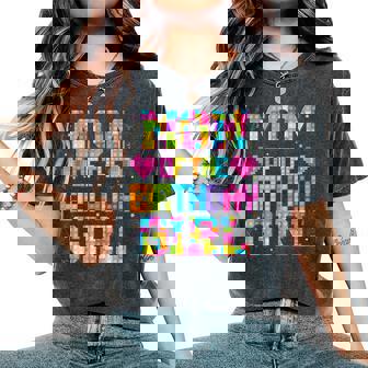 Mom And Dad Of The Birthday Girl Build Brick Family Matching Women's Oversized Comfort T-Shirt | Seseable FR