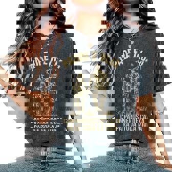 Père Et Fille Chasse Compagnons Cadeau Chasseur T-shirt oversize confortable pour femme - Cadeauxyz