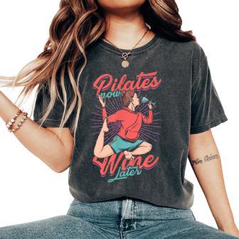 Pilates Now Wine Later Meditación Y Bebida Deino Camiseta extragrande cómoda para mujer - Regaloses