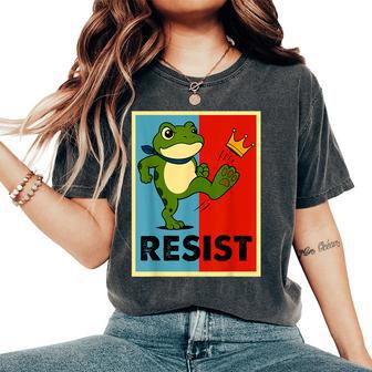 Portland Frog Protest For And No Kings Women's Oversized Comfort T-Shirt - Thegiftio UK