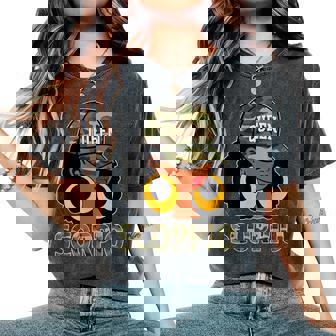 Scorpio Queen Black Woman Cap Hat Camo Afro Girl Zodiac Women's Oversized Comfort T-Shirt | Seseable CA