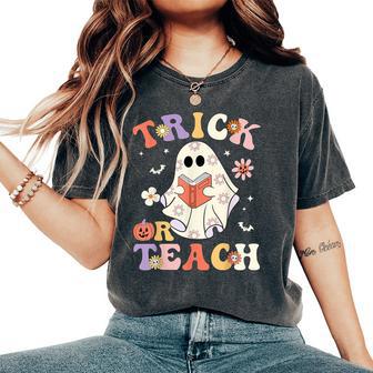 Teacher Halloween Trick Or Teach Floral Ghost Women's Oversized Comfort T-Shirt - Thegiftio UK