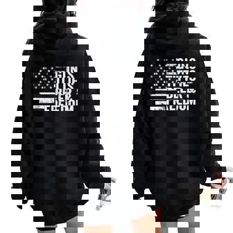 Guns Titties Beer & Freedom – Drapeau Américain Amusant Pour Homme Sweat à capuche oversize pour femme avec imprimé dans le dos - Cadeauxyz