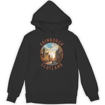 Edinburgh Scotland Retro Distressed Circle Travel Souvenir Hoodie - Thegiftio UK
