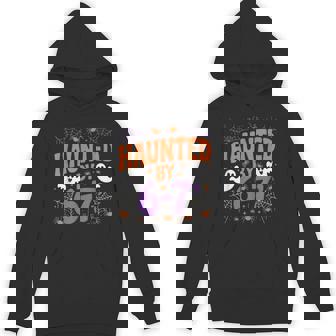 Haunted By 6 7 Retro Scary Paranormal Creepy Style Hoodie - Thegiftio