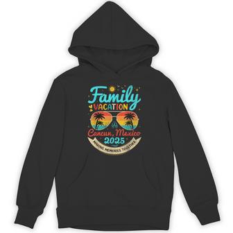 Vintage Family Vacation Cancun Mexico 2025 Cancun Group Hoodie - Monsterry