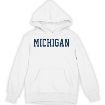 Vintage Michigan Look Blue Maize Retro Gold Michigan Hoodie - Thegiftio UK