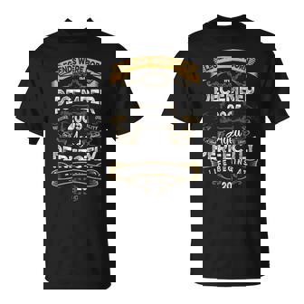 2005年12月に誕生したヴィンテージ20歳の誕生日レジェンド。 Tシャツ - Kawaiitshirt