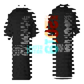 2019年6月 2019年 レトロ 2019年 ヴィンテージ 2019年創業 Tシャツ - Kawaiitshirt