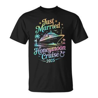 Cute Just Married Honeymoon Cruise 2025 Newlyweds Couples T-Shirt - Monsterry