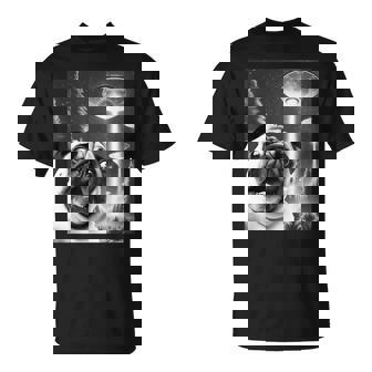 Pug Alien Ufo Taking A Selfie Dog Mom Dad T-Shirt - Thegiftio