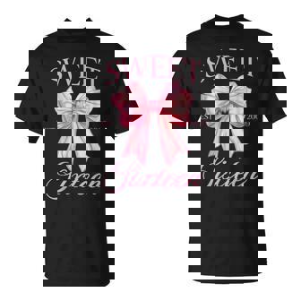 Groovy Sweet 16Th Birthday Girl Coquette Bow 16 Year Old T-Shirt | Seseable CA