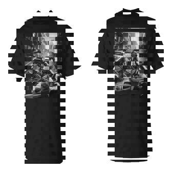 Perros Gángster En Coche Fumando Pitbulls Con Armas Humor Camiseta unisex - Regaloses