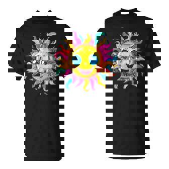 Soleil Heureux Avec Des Rayons Colorés Et Un Grandourire T-Shirt - Cadeauxyz