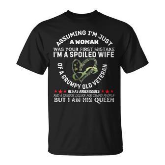 Spoiled Wife Of Grumpy Veteran Wife Queen T-Shirt | Seseable FR