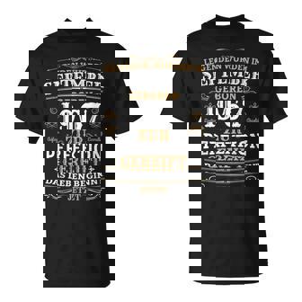 誕生日デザインの伝説は1967年9月生まれ Tシャツ - Kawaiitshirt