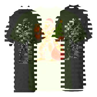 Big Foot Santa Hat Drink Christmas Tree Xmas Men T-Shirt | Mazezy