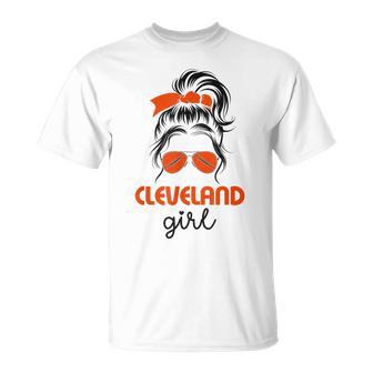 Cleveland Girl Messy Bun Love Cleveland Ohio T-Shirt - Thegiftio