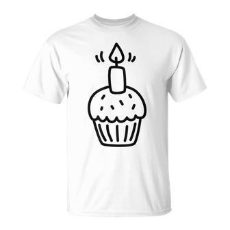 Muffin Avec Une Bougie D'anniversaire T-Shirt - Cadeauxyz
