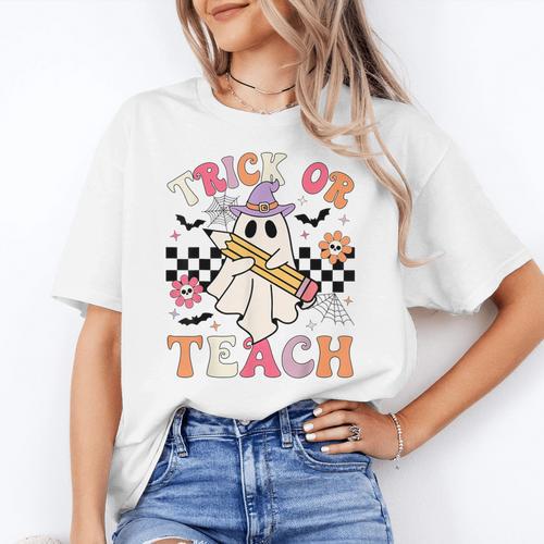 Trick Or Teach Groovy Teacher Halloween Retro Floral Ghost Women's T-Shirt - teacherstshirts.com UK