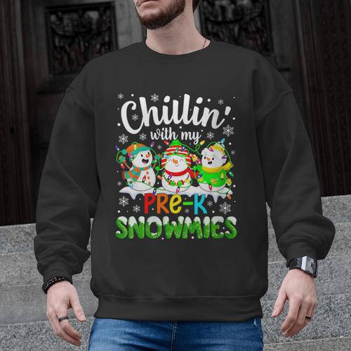 Chillin With My Pre-K Snowmies Christmas Teacher Xmas Men Graphic Sweatshirt - teacherstshirts.com DE