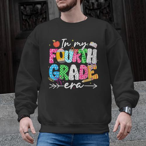 In My Fourth Grade Era 4th Grade Girl Teacher Back To School Men Graphic Sweatshirt - teacherstshirts.com UK