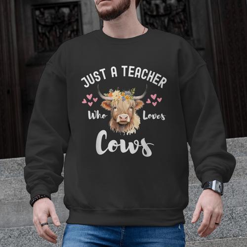 Just A Teacher Who Loves Cows Shirt Cute Highland Cow Men Graphic Sweatshirt - teacherstshirts.com AU
