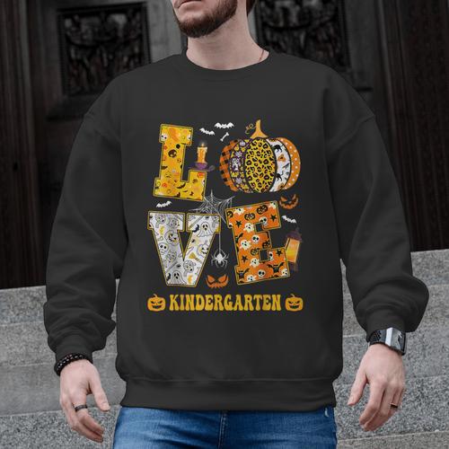 LOVE Kindergarten Pumpkin Teacher Student Halloween Costume Men Graphic Sweatshirt - teacherstshirts.com AU