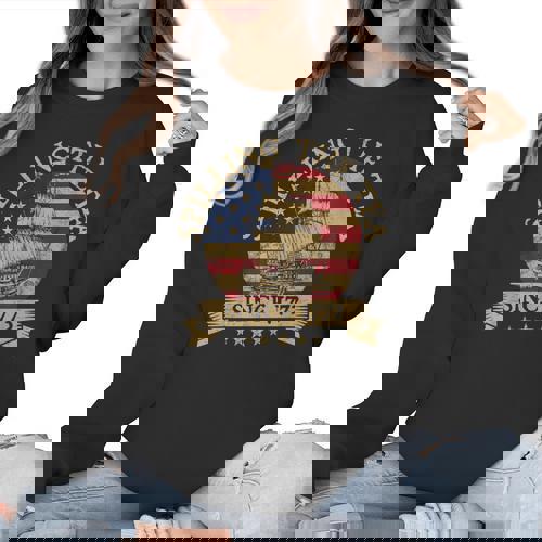 Spilling The Tea Since 1773 Vintage Us History Teacher Women Crewneck Sweatshirt - teacherstshirts.com