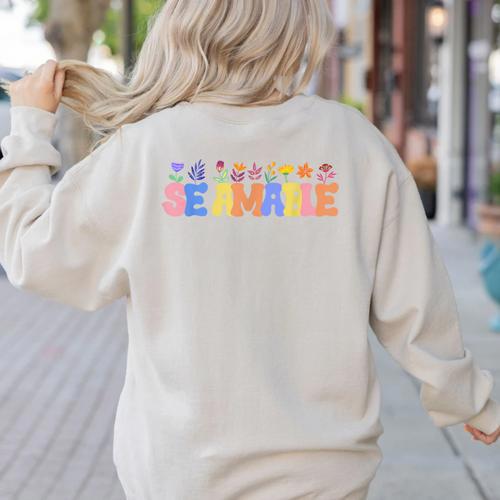Se Amable Be Kind In Spanish Groovy Teacher Flowers Women's Sweatshirt Back Print - teacherstshirts.com CA
