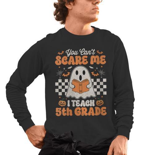 You Can't Scare Me I Teach 5th Grade Retro Teacher Halloween Men's Long Sleeve T-Shirt - teacherstshirts.com DE