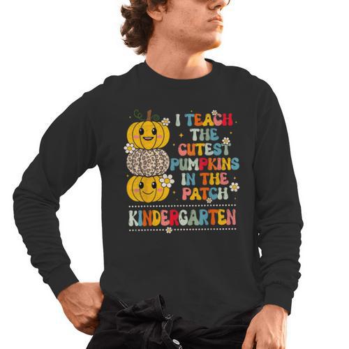 I Teach The Cutest Pumpkins Kindergarten Teacher Halloween Men's Long Sleeve T-Shirt - teacherstshirts.com AU
