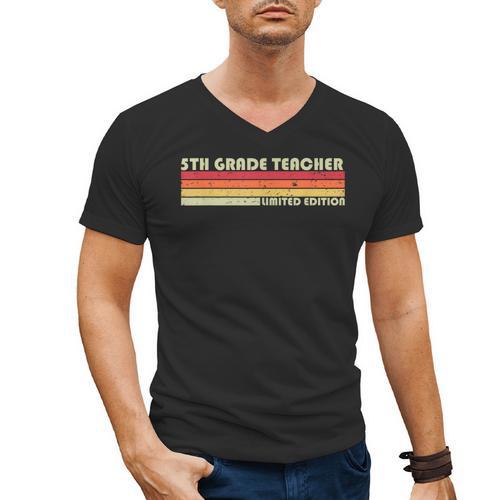 5TH GRADE TEACHER Job Title Profession Birthday Worker Men's V-Neck T-Shirt - teacherstshirts.com UK
