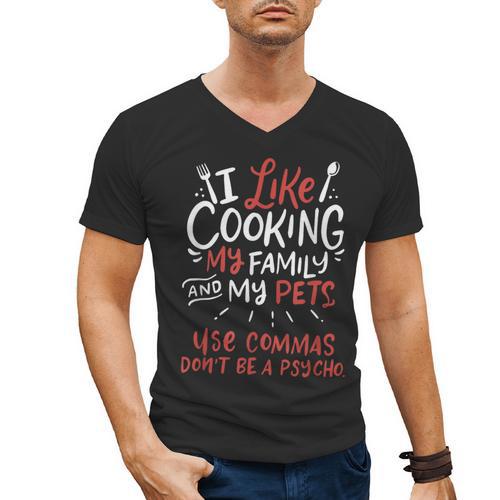 Punctuation Saves Lives I English Grammar Teacher Men's V-Neck T-Shirt - teacherstshirts.com DE