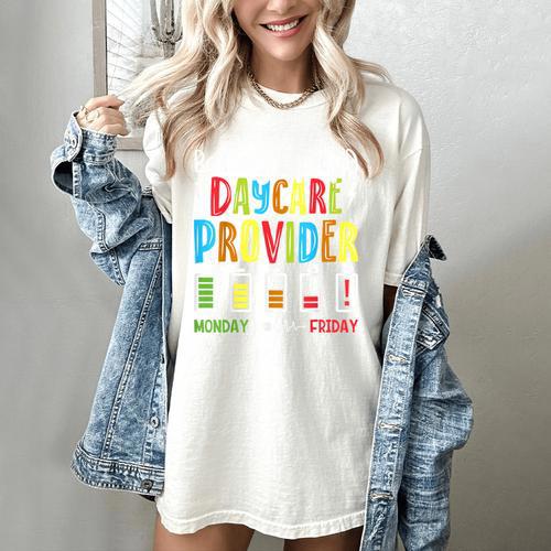 Battery Life Of Daycare Provider Childcare Teacher Women's Comfort Colors T-Shirt - teacherstshirts.com DE